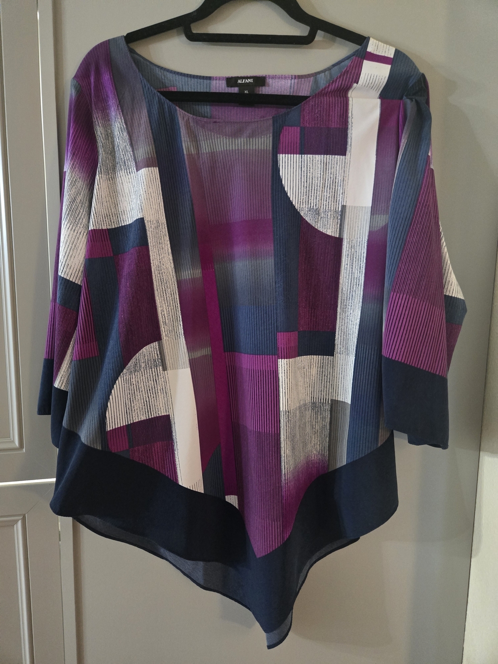 XL Alfani Navy, Purple and Cream Geometric Top